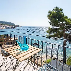 Precioso En Primera Línea De Mar En Apartamento Calella De Palafrugell